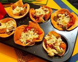 A picture of step 13 of Baked garden wonton cups.
