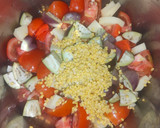 கத்தரிக்காய் தக்காளி கொத்சு(tomato kothsu recipe in tamil) ரெசிபி ஸ்டேப் 1 புகைப்படம்