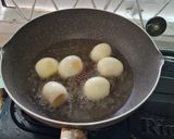 Foto langkah ke 4 dari resep Sayur Telur tahu kuah kuning santan.