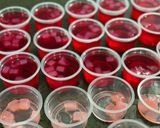 Gambar langkah 4 resipi Agar-agar Sirap Nata de Coco.