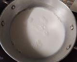 A picture of step 2 of Makhana kheer.