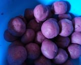 Foto langkah ke 5 dari resep Bola-bola ubi ungu coklat lumer.