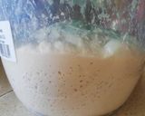 Foto del paso 2 de la receta: Prefermento o poolish una masa madre rápida