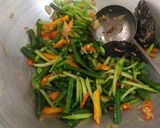 Foto langkah ke 4 dari resep Tumis santan/Lodeh sayuran.