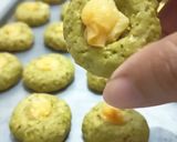 Foto langkah ke 6 dari resep Matcha Coconut Cheese Cookies.
