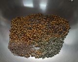 A picture of step 2 of Chivda Masala.