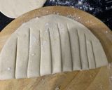 A picture of step 7 of Tawa chicken chutney roll.