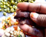 A picture of step 5 of Sundakkai (turkey berry) thogaiyal.