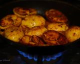 A picture of step 6 of Malabar Masala Fried Egg.