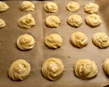 A picture of step 7 of Cream Puff.