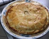 Une image de l'étape 14 de Tourte au munster, oignon, cumin et vin blanc.