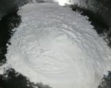 A picture of step 1 of Chole kulche.