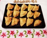 A picture of step 10 of Aaloo Chips Stuffed Mini Samosa.