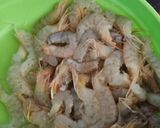 Foto langkah ke 1 dari resep Sambal udang tempoyak dengan terong masam.
