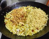 A picture of step 4 of Trail dryfruits poha chivda namkeen.