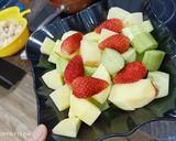 Hình bước làm 1 của món Thịt gà chiên KFC ăn kèm khoai tây chiên và salad củ quả