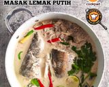Gambar langkah 7 resipi Siakap Masak Lemak Putih.