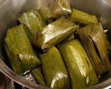 Foto langkah ke 5 dari resep Lontong nasi isi kentang wortel.