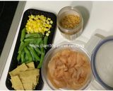 雞胸肉絲炒韓國魚餅的食譜步驟1照片