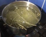 Foto del paso 4 de la receta: Fettuccini de espinaca con salteado de atún