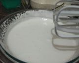 A picture of step 1 of Oreo gems  ice-cream.
