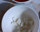 A picture of step 2 of Tomato Paneer Soup.