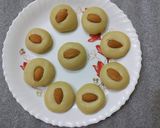 A picture of step 2 of Roasted chana daal flour (sattu) peda.