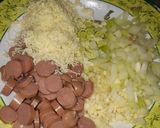 Foto langkah ke 1 dari resep Spaghetti Creamy Carbonara With Italian Herbs.