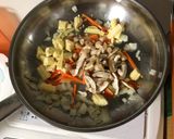泡菜蔬菜炒粄條的食譜步驟2照片