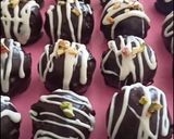 A picture of step 3 of Chocolate swiss ball.