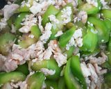 รูปขั้นตอนการทำที่ 3 ของ ผัดบวบไข่ขาว #กินผักรักสุขภาพ7