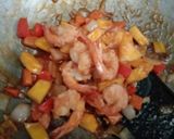 รูปขั้นตอนการทำที่ 5 ของ ผัดเปรี้ยวหวานกุ้งกรอบ