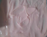 Foto langkah ke 3 dari resep Strawberry Yogurt Bark.