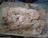Foto langkah ke 2 dari resep Easy Dakgangjeong (Korean Spicy Fried Chicken).