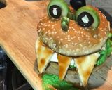 A picture of step 8 of Cutie-Pie Monster Burgers 🍔.