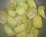 Foto del paso 3 de la receta: Guiso de alcachofas con salsa de tinta de sepia