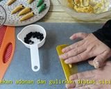 Foto langkah ke 2 dari resep Resep kue ulat tanpa oven anti gagal buat lebaran 2019.