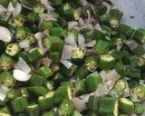 A picture of step 2 of Onion-Bhindi (okra) Sabji.