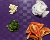 Foto langkah ke 2 dari resep Tomat Telur Healthy Comfort Food (Tomato Egg Stir Fry).