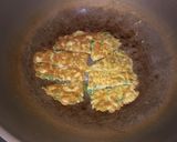 Foto langkah ke 4 dari resep Telur dadar Buncis.