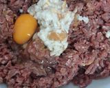 A picture of step 2 of Italian-Style Meatballs.