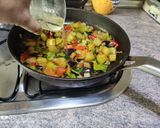 Foto del paso 3 de la receta: Lomo de Sajonia con pisto en 11 minutos