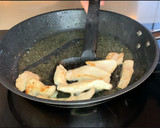 Foto del paso 1 de la receta: Pollo al curry y jengibre