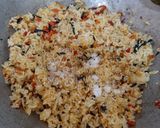 Foto langkah ke 5 dari resep Nasi Goreng Daun Mengkudu Pedas.