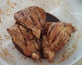 Foto del paso 4 de la receta: Muslos de pollo Borracho al Jengibre