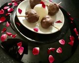 A picture of step 6 of Lychee Chocolate rasgulla.