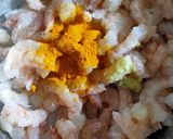 A picture of step 3 of Prawns masala fry.
