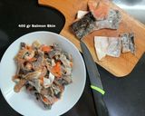 Foto langkah ke 1 dari resep Extra Crispy Salmon Skin.