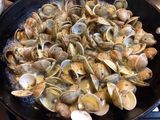 Almejas en salsa