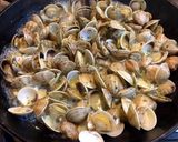 Foto del paso 1 de la receta: Almejas en salsa
